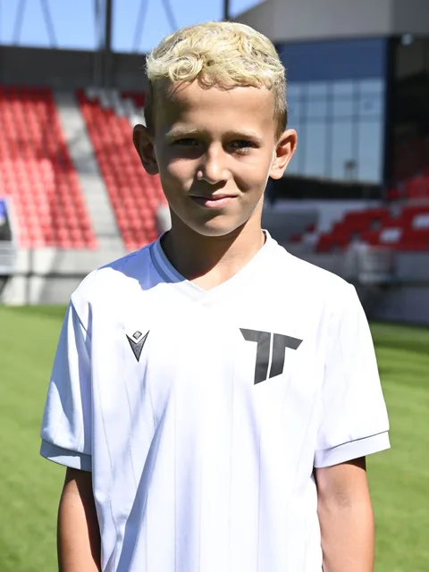 Nikolas Vendžúr